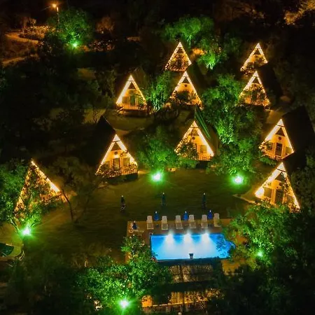Badem Agaci Bugalowlari Villa Kaş